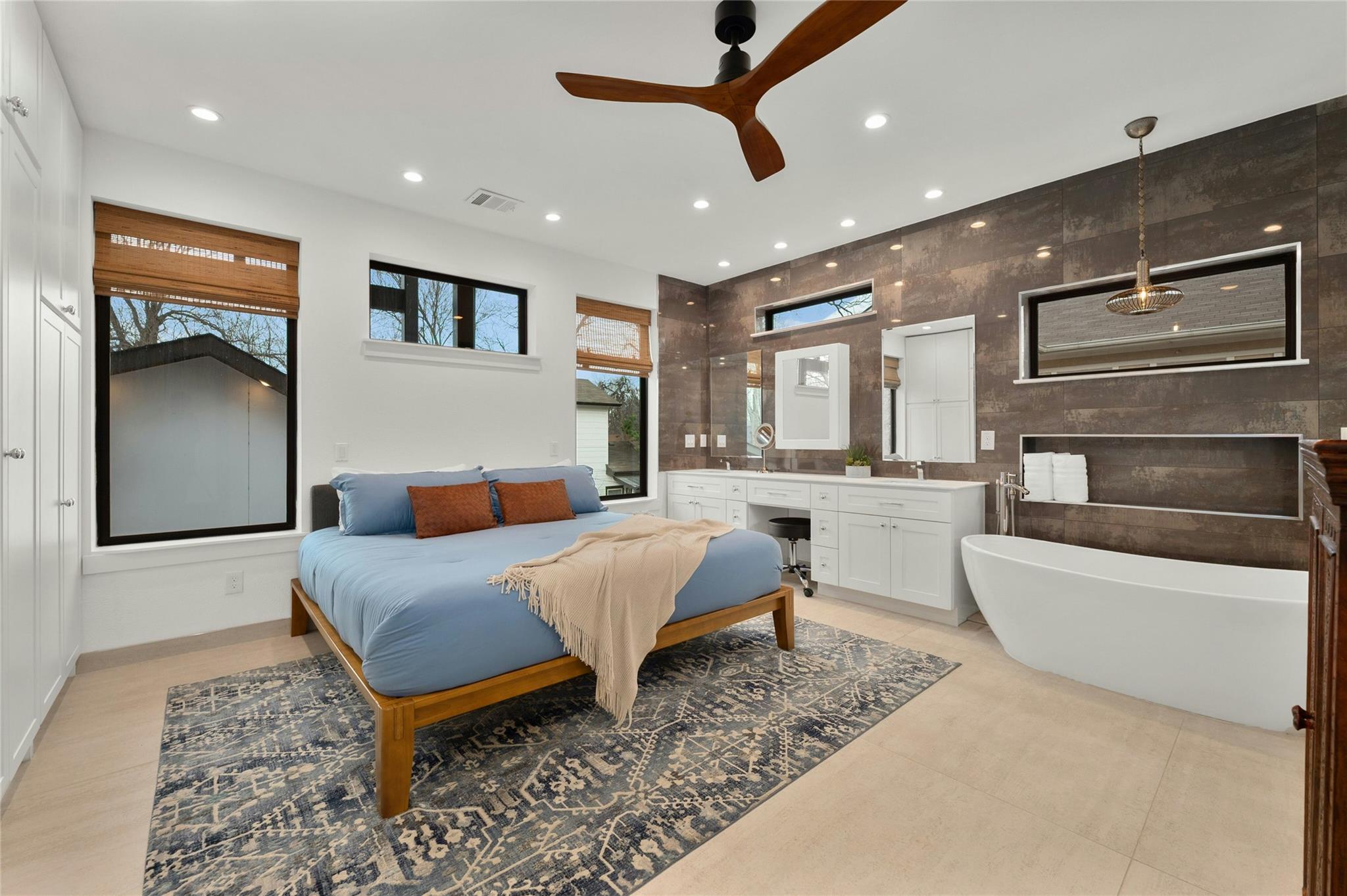1208 Garden Street Austin TX 78702