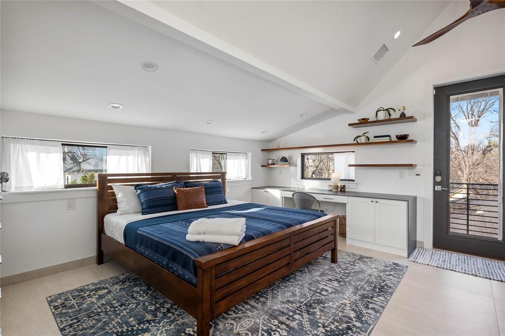 1208 Garden Street Austin TX 78702
