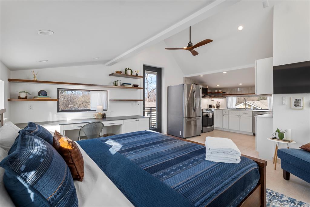 1208 Garden Street Austin TX 78702
