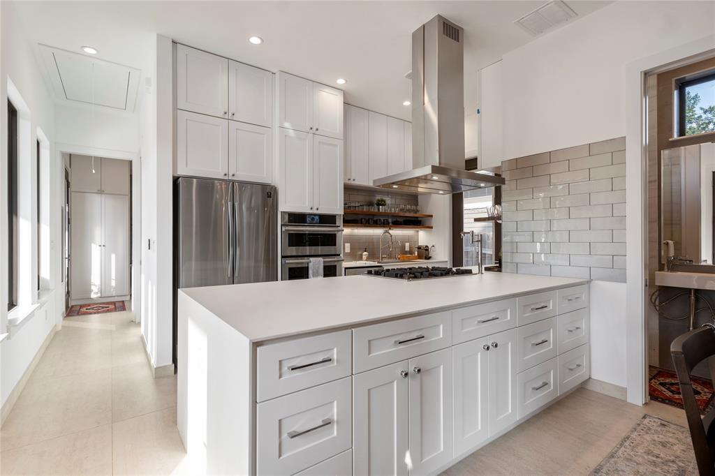 1208 Garden Street Austin TX 78702