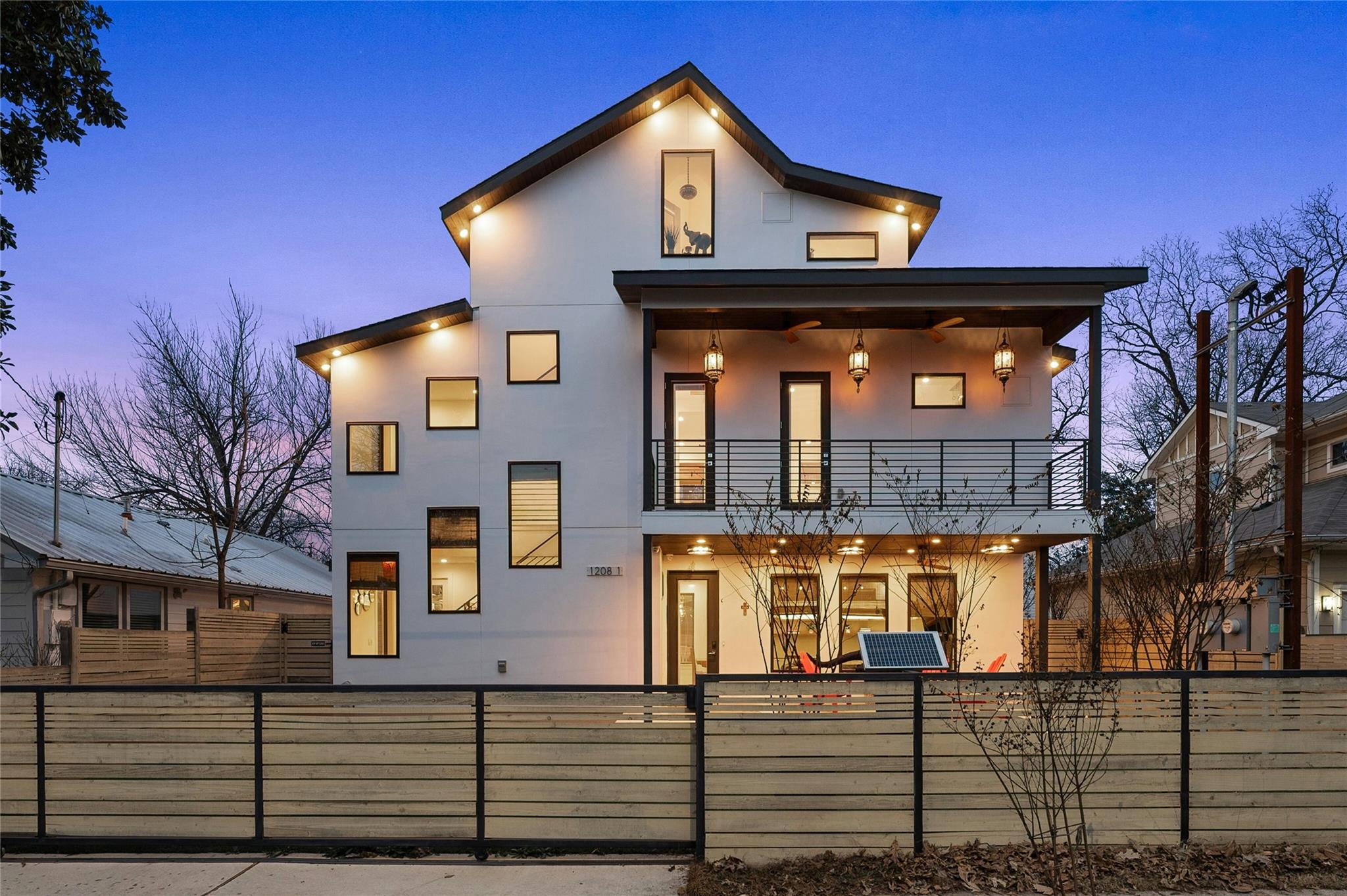 1208 Garden Street Austin TX 78702