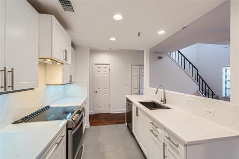 1704 West Avenue Austin TX 78701