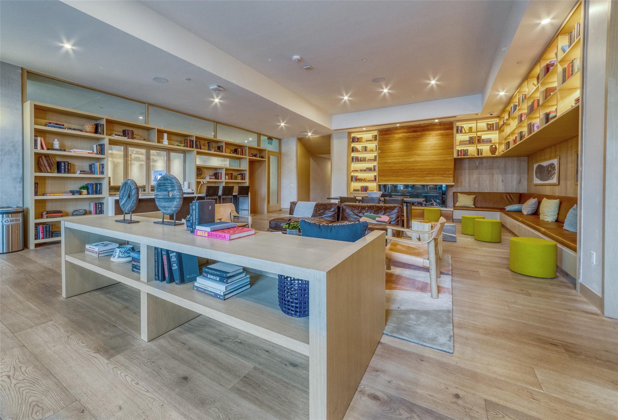 48 East Avenue Austin TX 78701