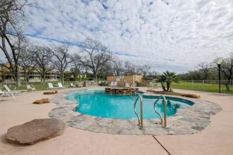 730 E Mather Street New Braunfels TX 78130