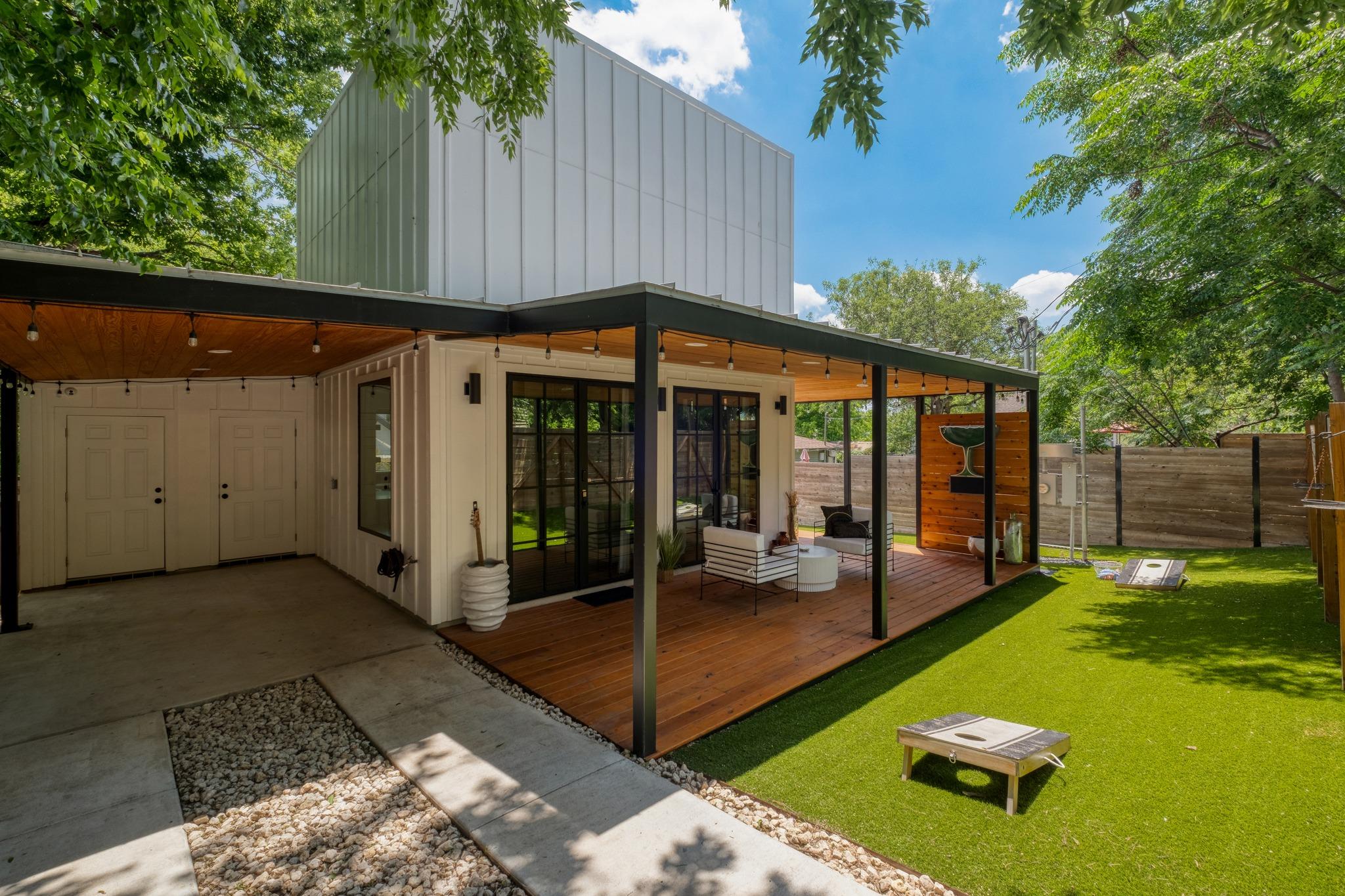 1904 E 16th Street Austin TX 78702