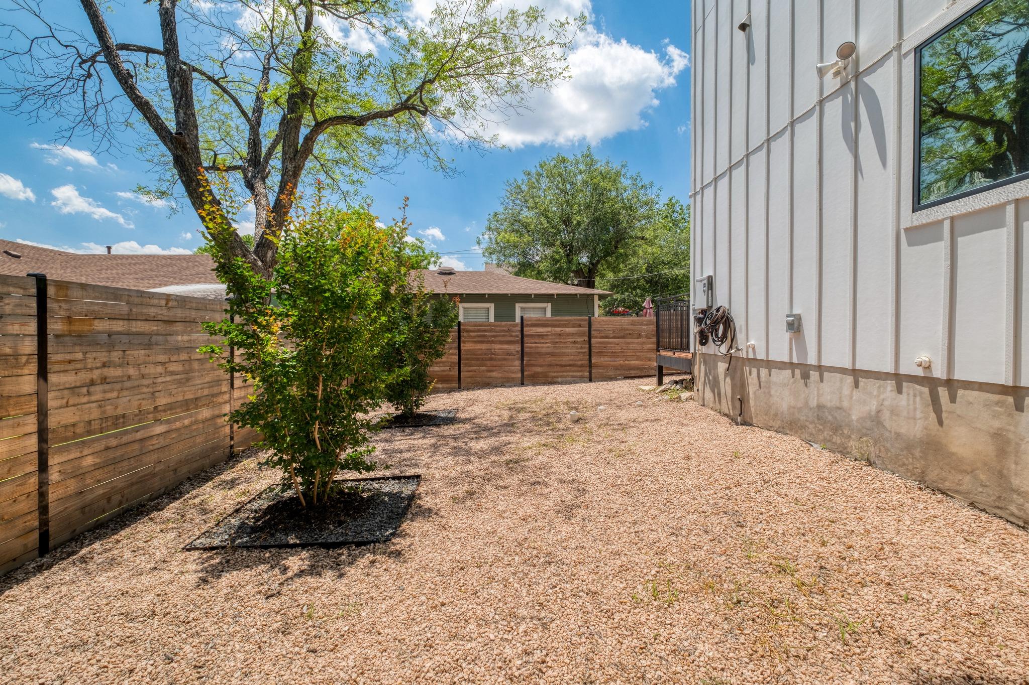 1904 E 16th Street Austin TX 78702