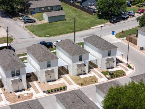350 Debus Drive Taylor TX 76574