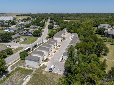 350 Debus Drive Taylor TX 76574