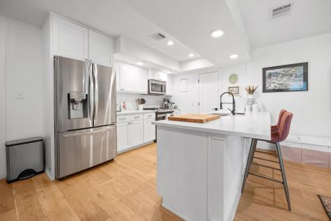 3402 Dolphin Drive Austin TX 78704