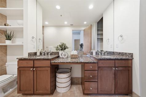800 W 5th Street Austin TX 78703
