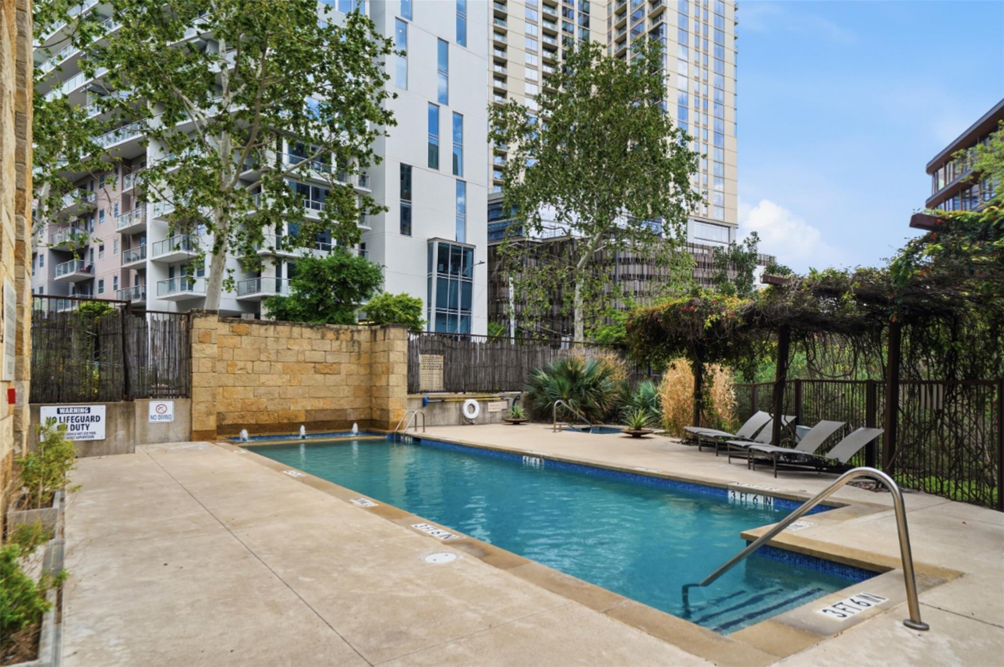 800 W 5th Street Austin TX 78703