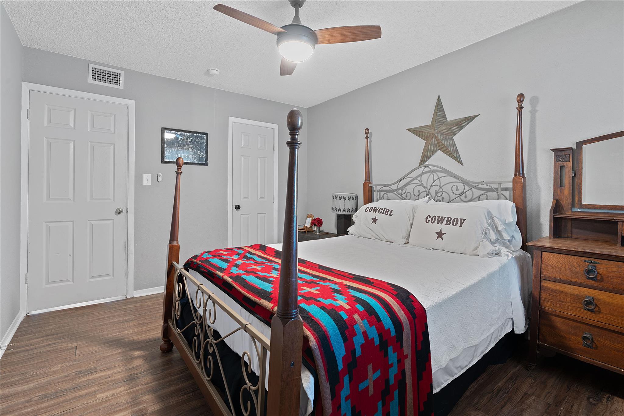 111 Comanche Point Point Venture TX 78645