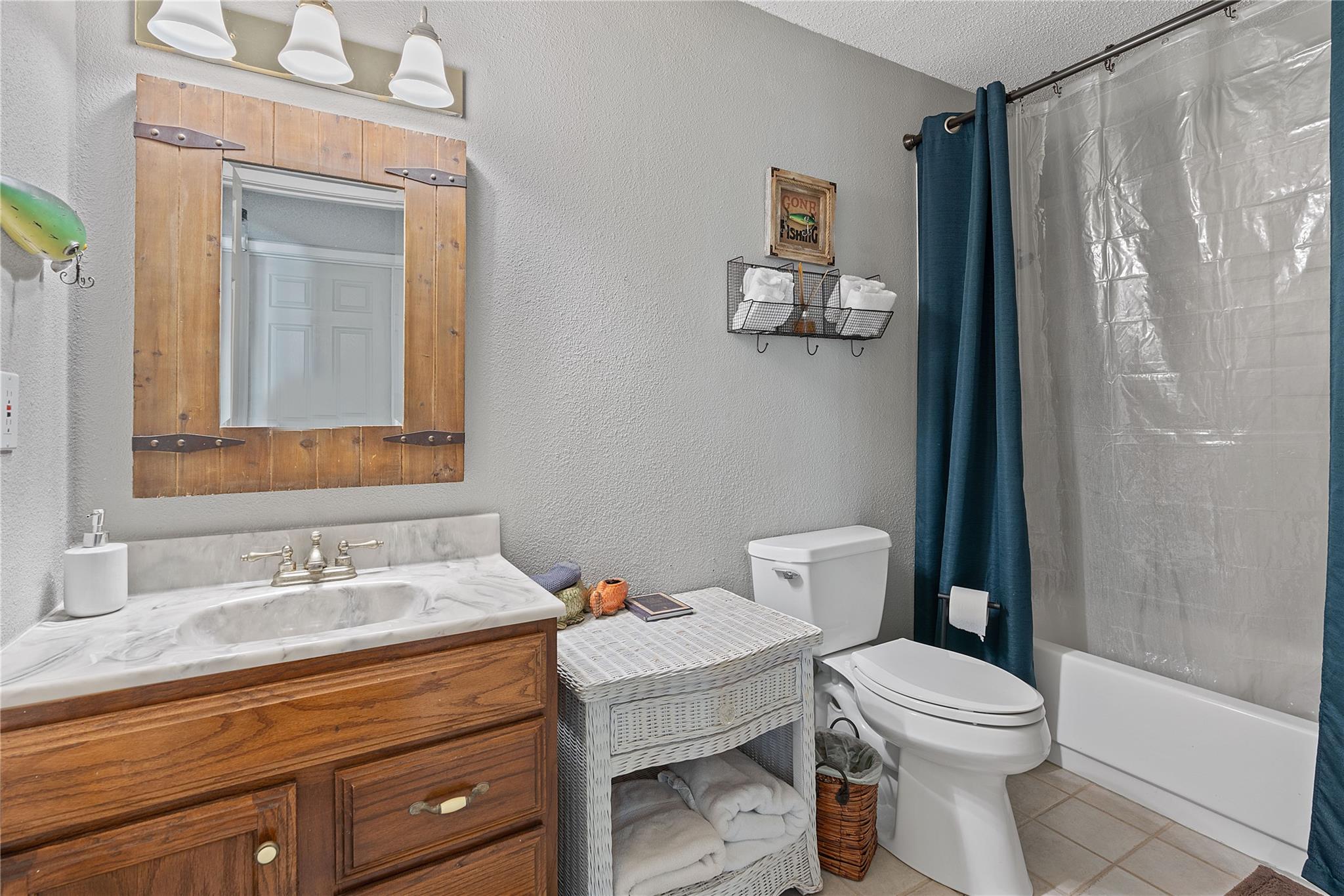 111 Comanche Point Point Venture TX 78645