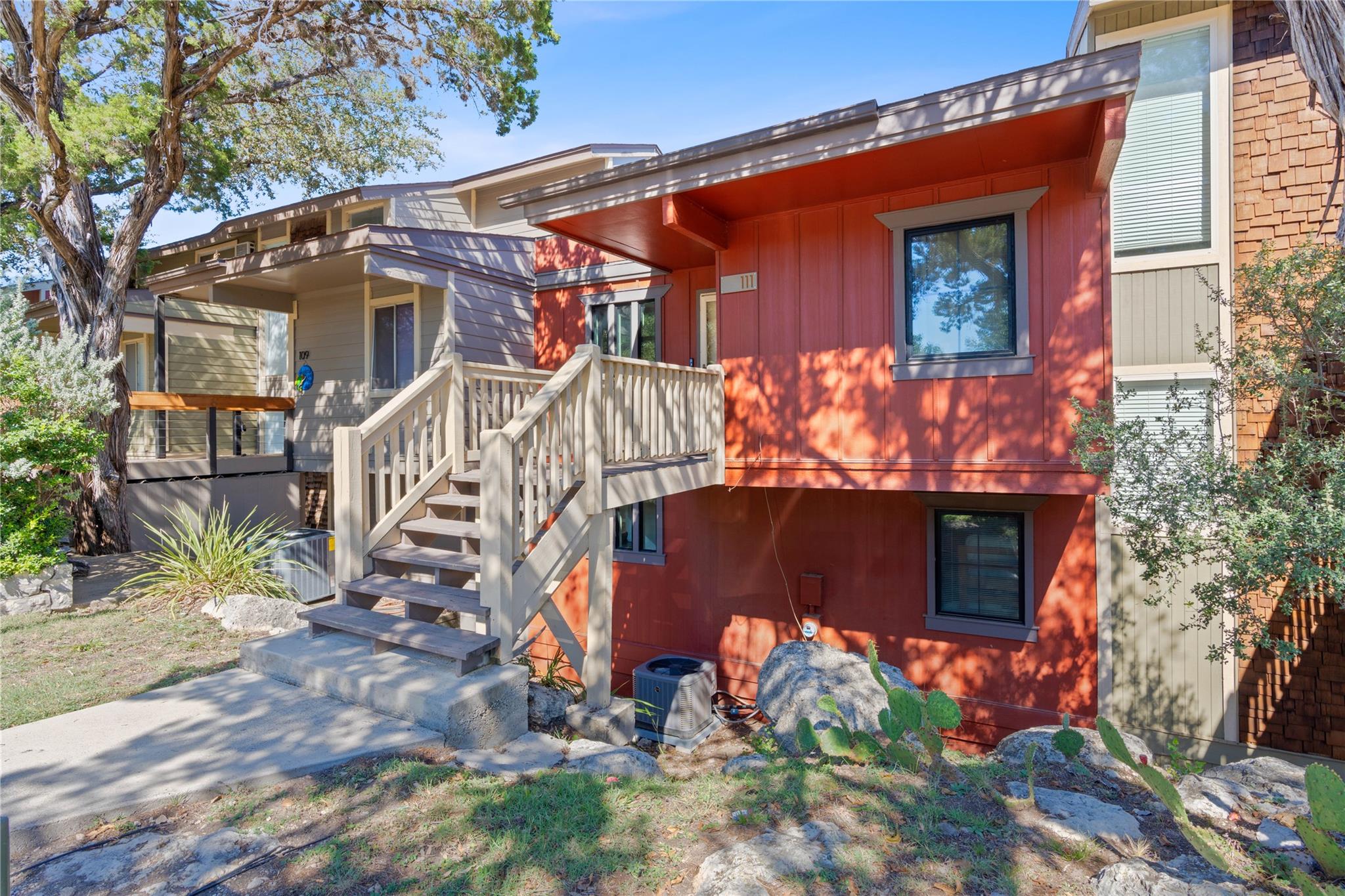 111 Comanche Point Point Venture TX 78645