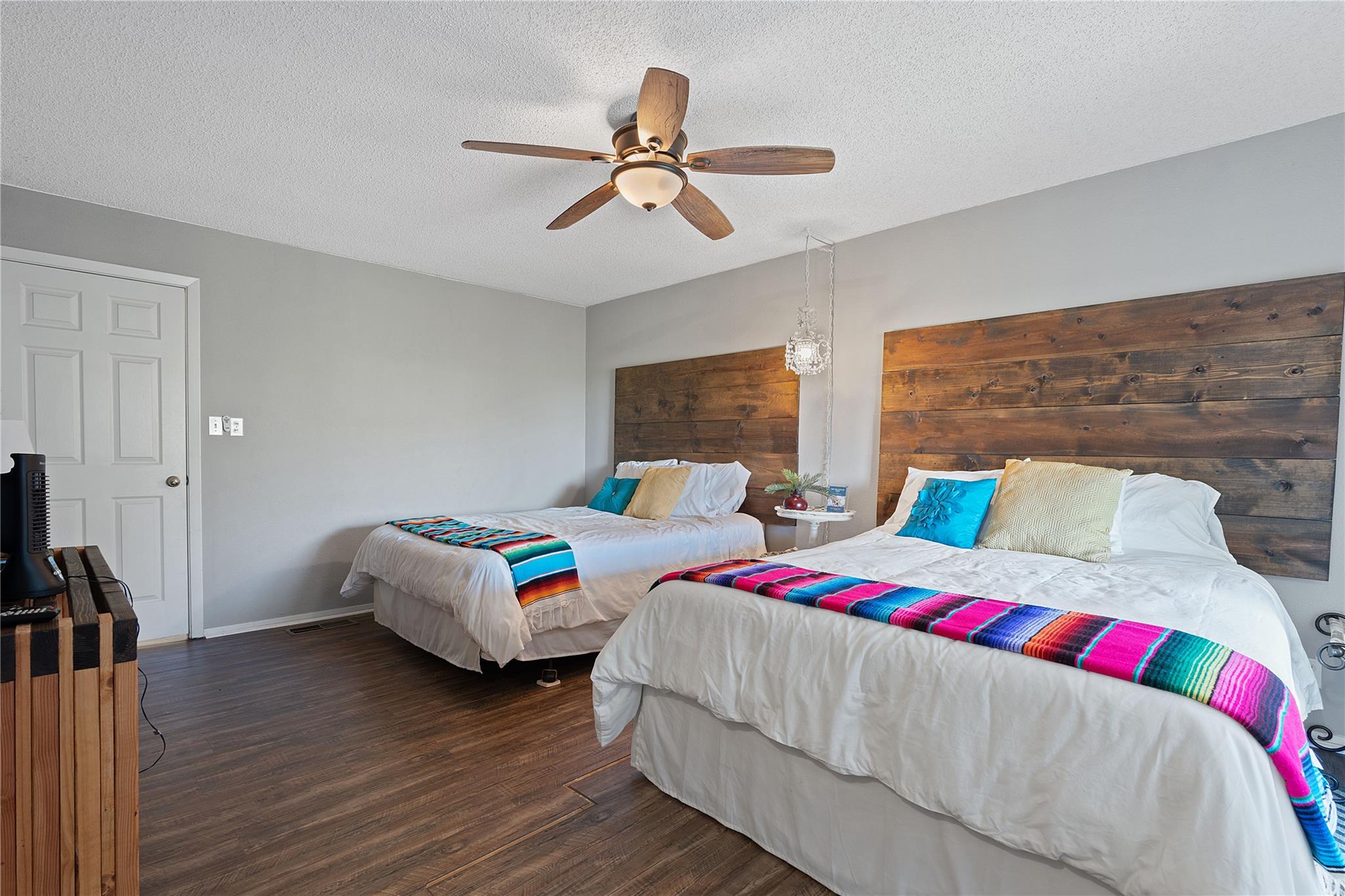 111 Comanche Point Point Venture TX 78645