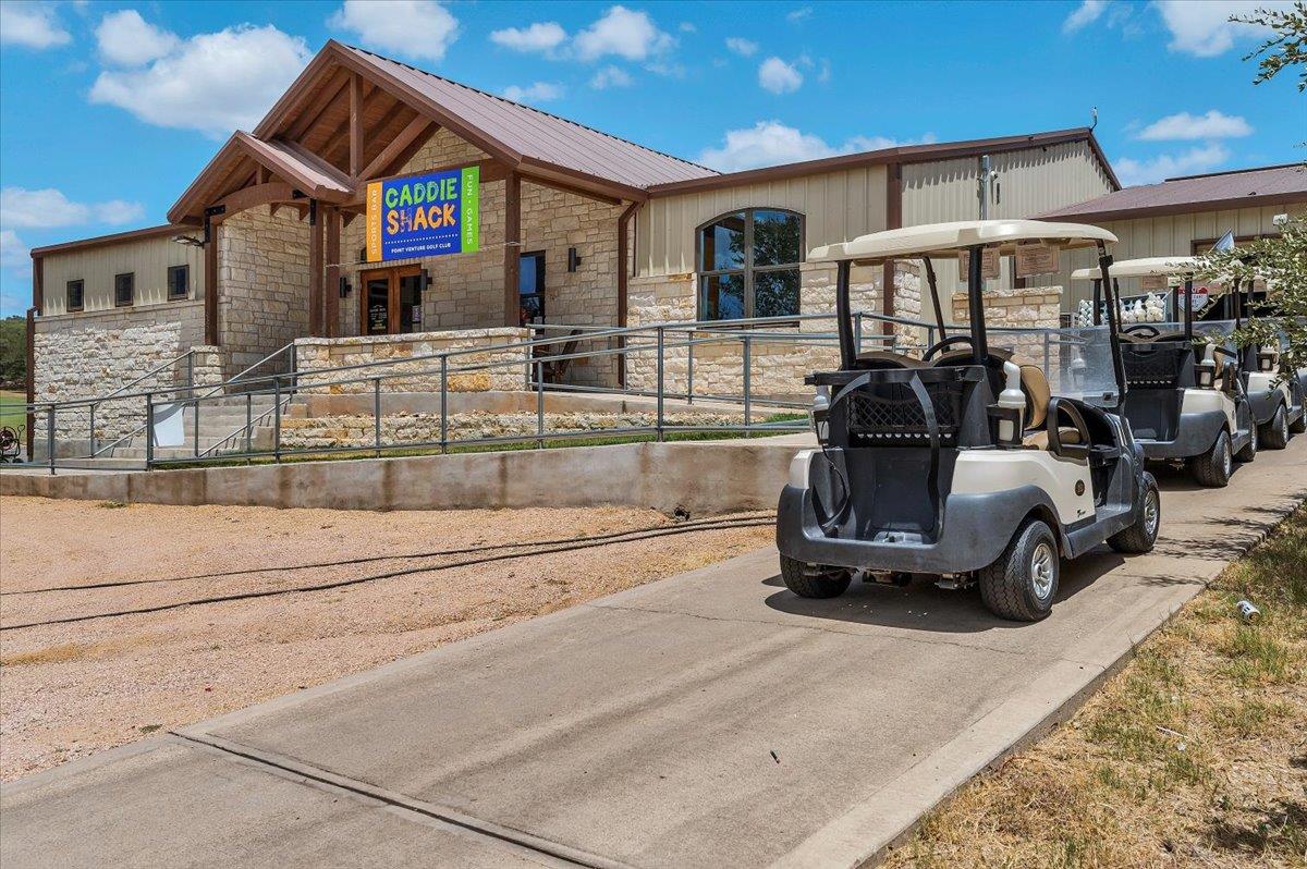 111 Comanche Point Point Venture TX 78645