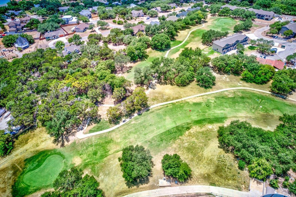 111 Comanche Point Point Venture TX 78645