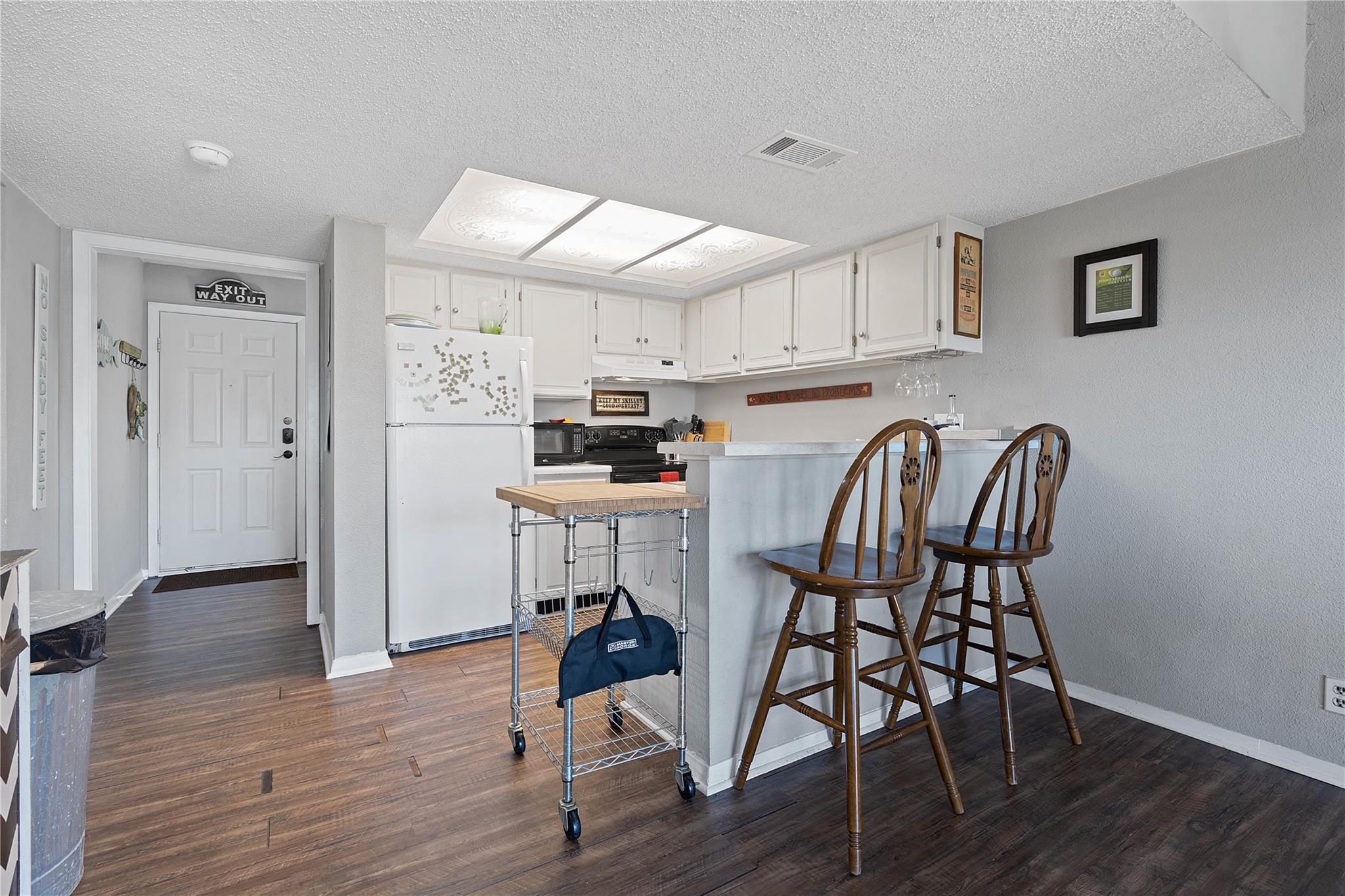 111 Comanche Point Point Venture TX 78645