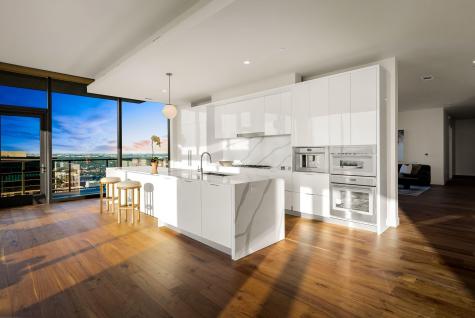 44 East Avenue Austin TX 78701