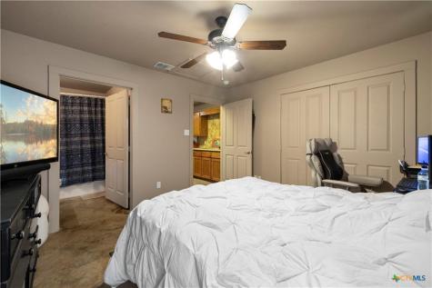 1239 Honor Lane Temple TX 76501