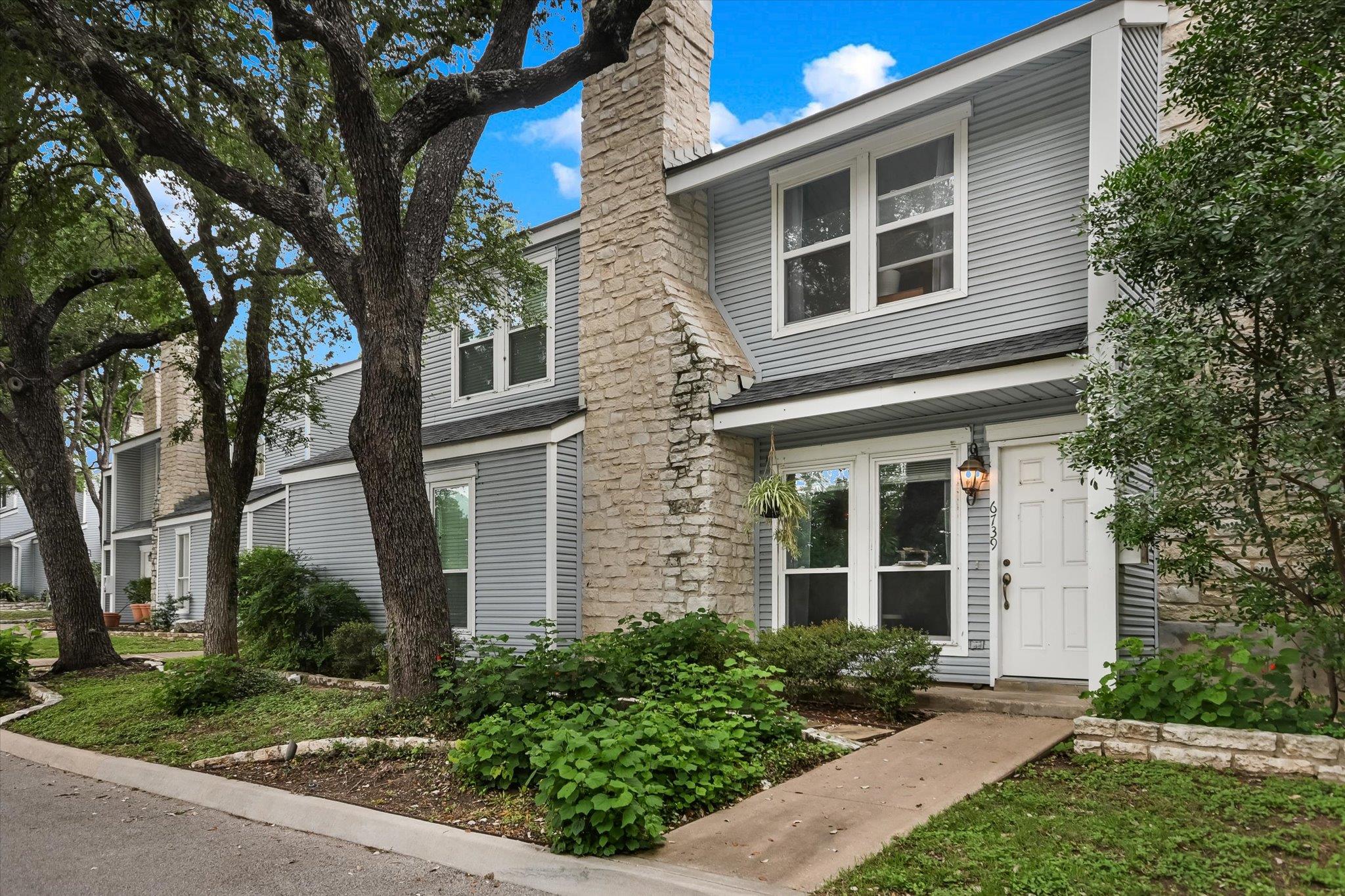 6739 Old Quarry Lane Austin TX 78731