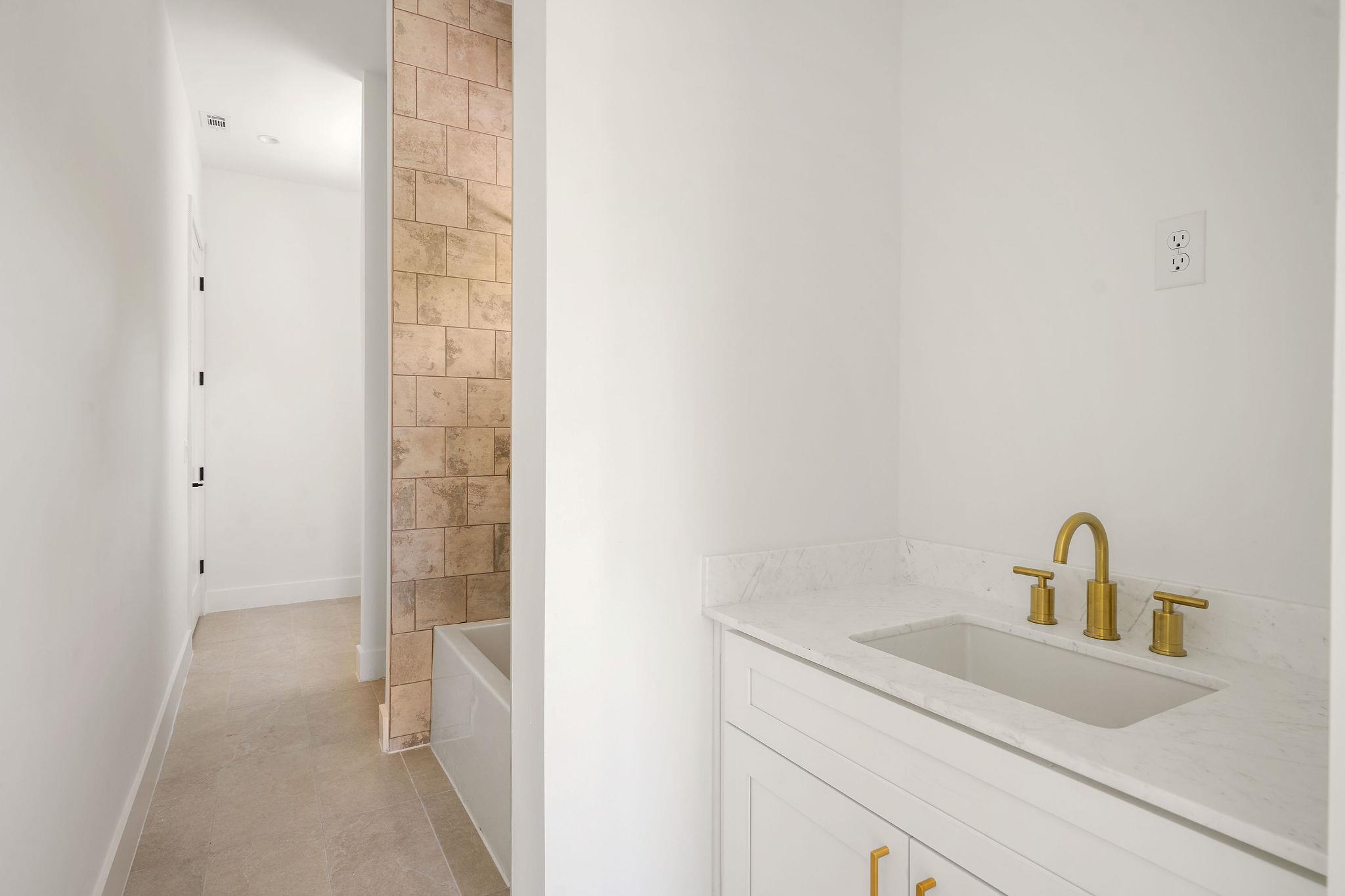 2609 Davis Lane Austin TX 78745