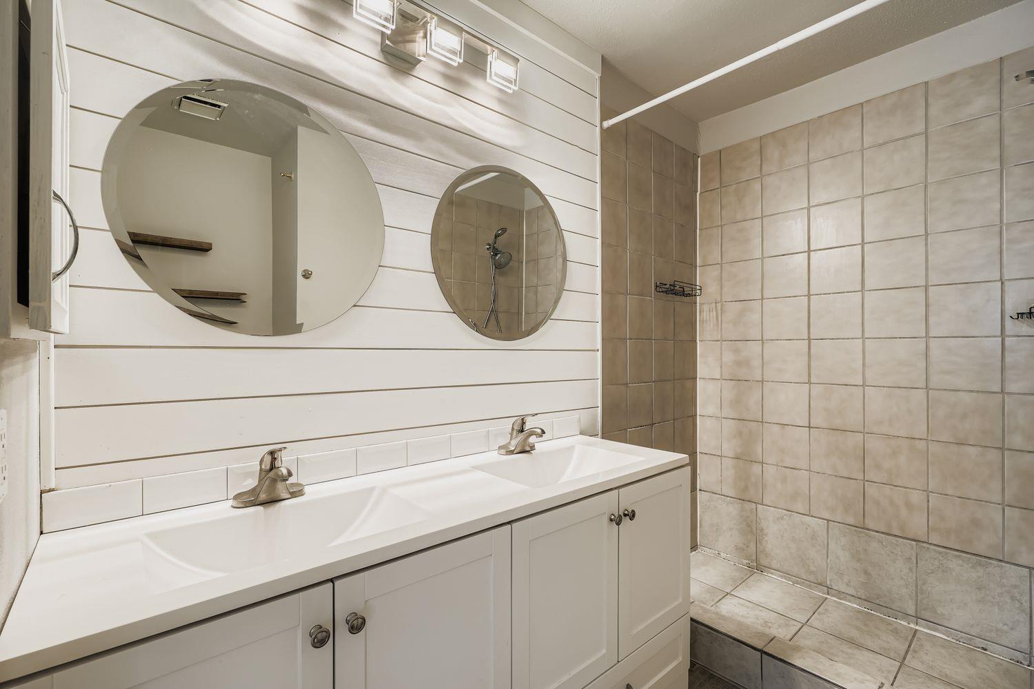 1827 River Crossing Circle Austin TX 78741