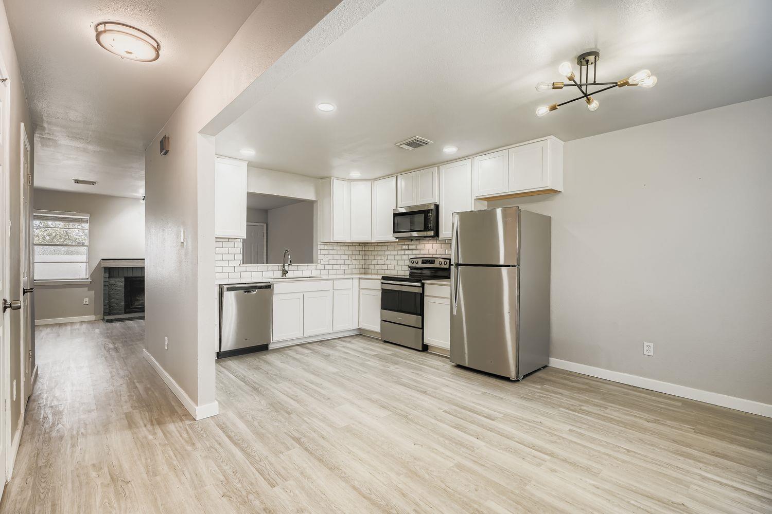 1827 River Crossing Circle Austin TX 78741