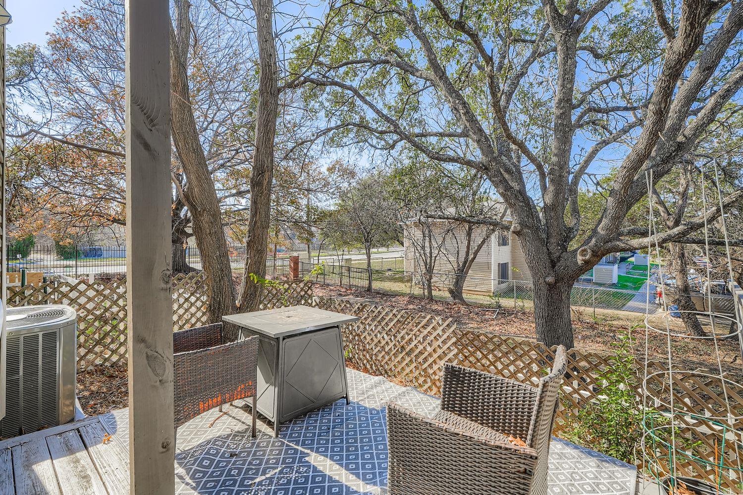 1827 River Crossing Circle Austin TX 78741
