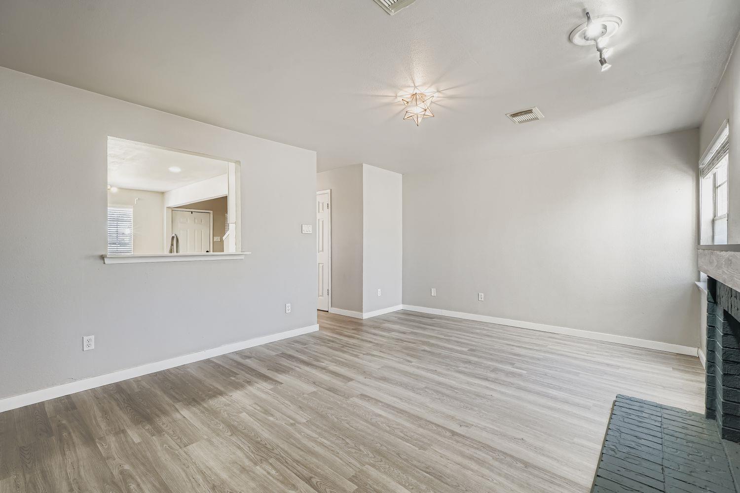 1827 River Crossing Circle Austin TX 78741