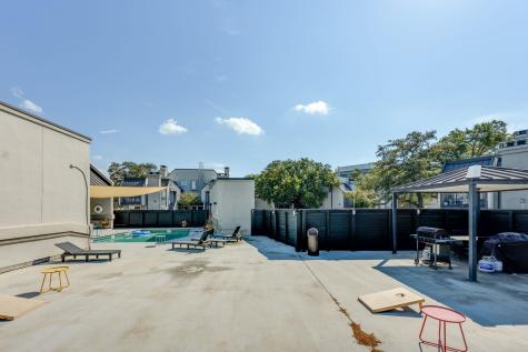 935 La Posada Drive Austin TX 78752