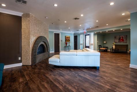 935 La Posada Drive Austin TX 78752