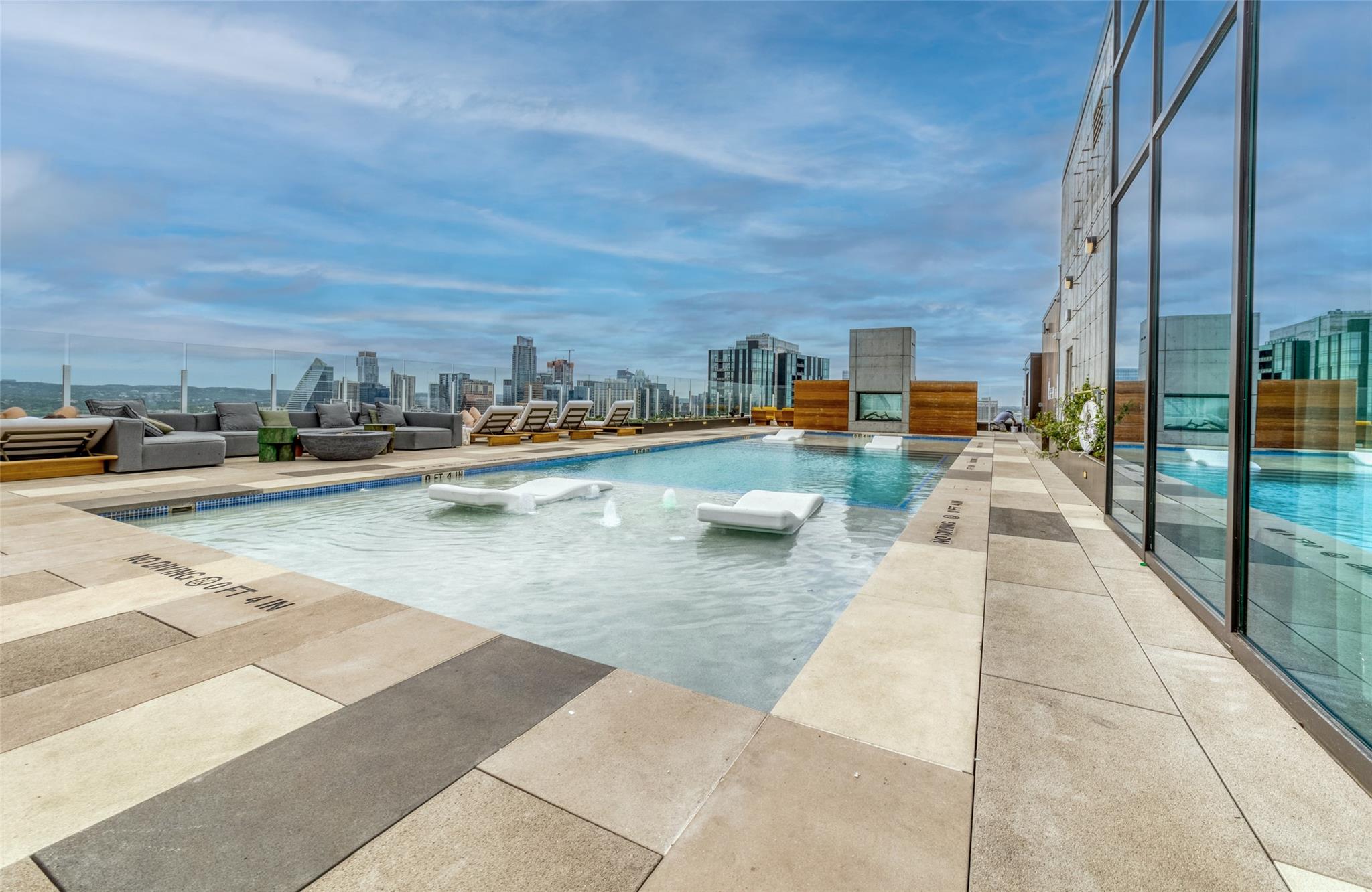 48 East Avenue Austin TX 78701