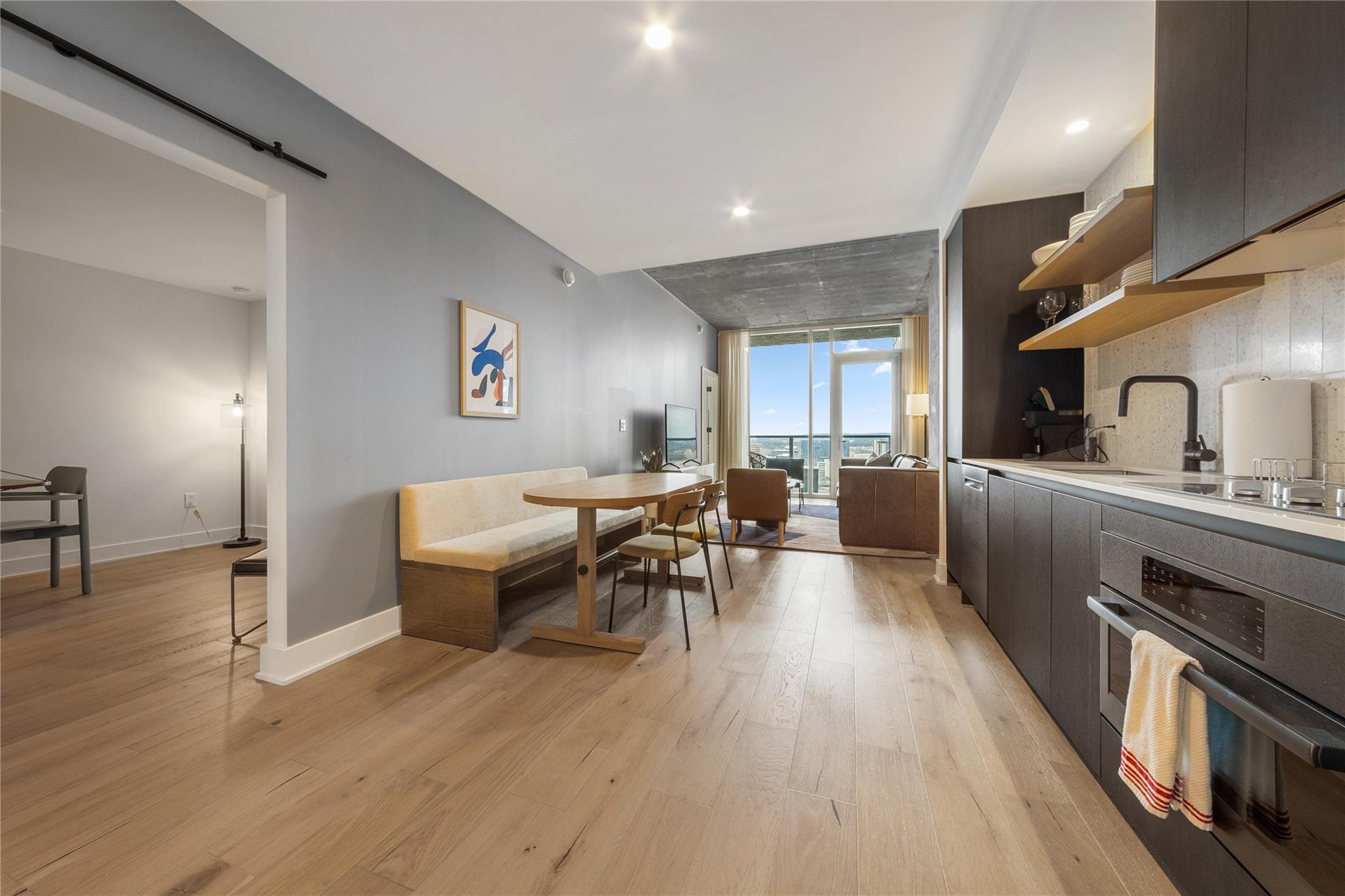 48 East Avenue Austin TX 78701