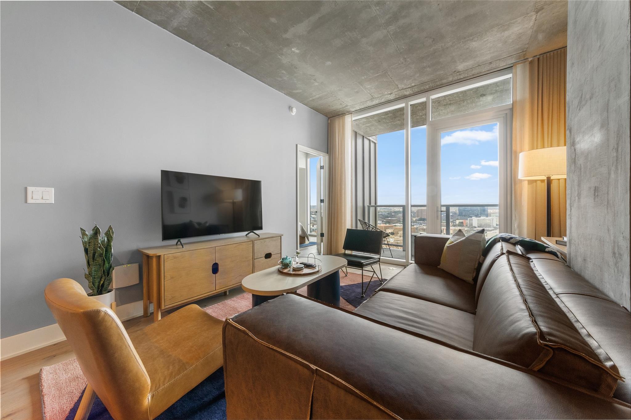 48 East Avenue Austin TX 78701