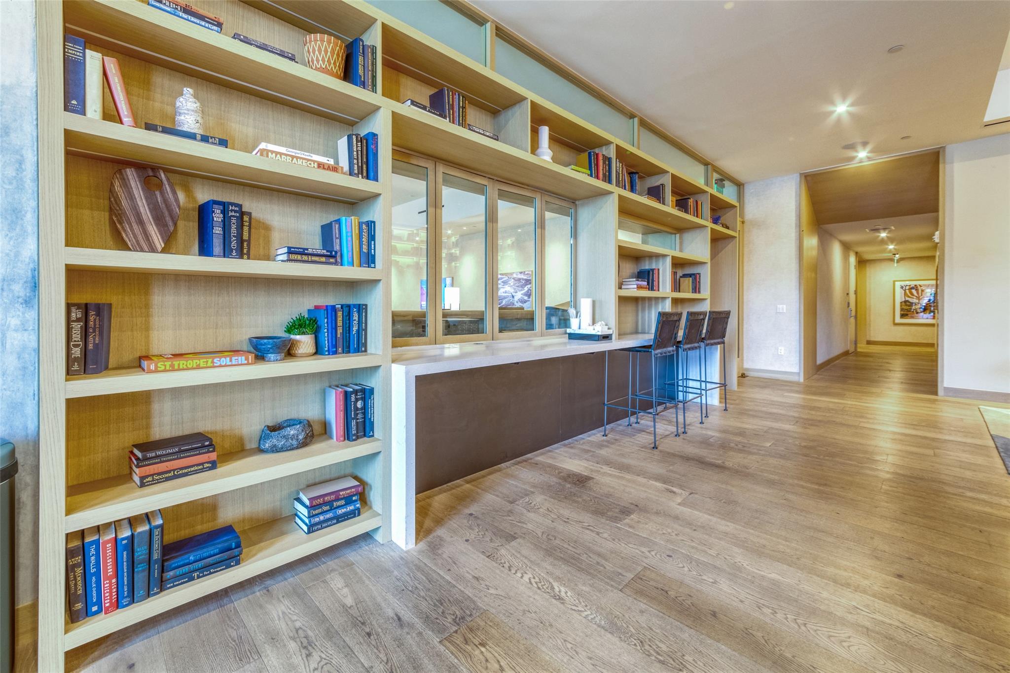 48 East Avenue Austin TX 78701