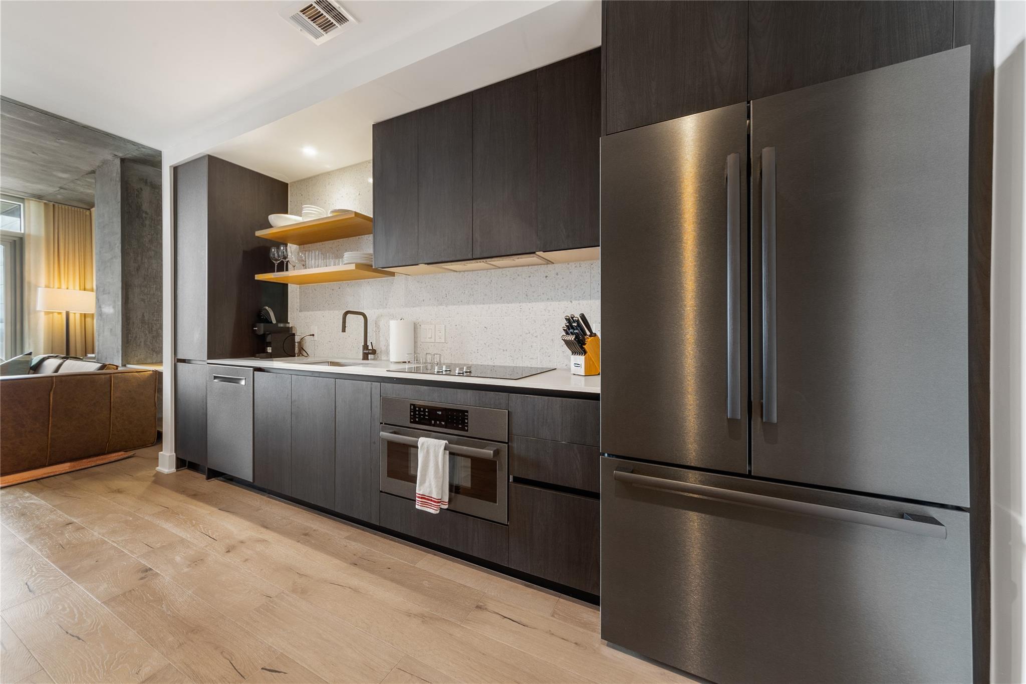 48 East Avenue Austin TX 78701