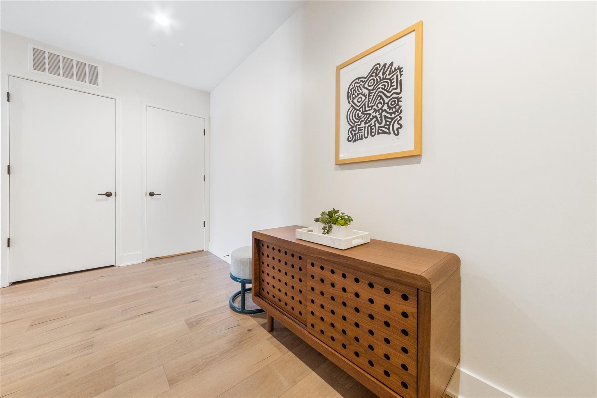 48 East Avenue Austin TX 78701