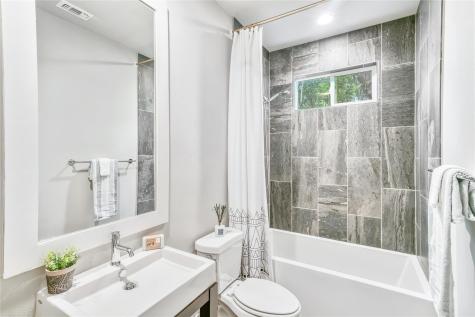 3913 Valley View Road Austin TX 78704