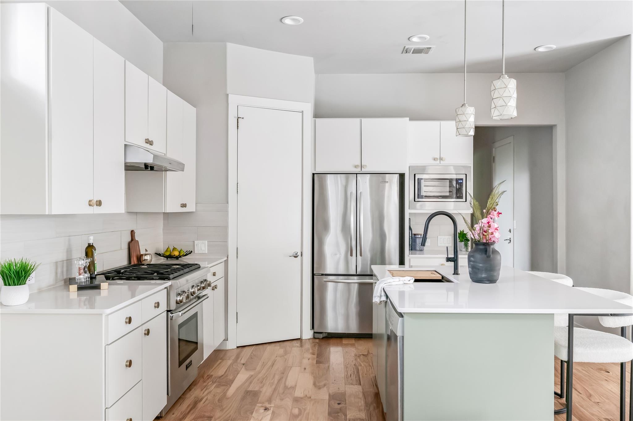 3913 Valley View Road Austin TX 78704