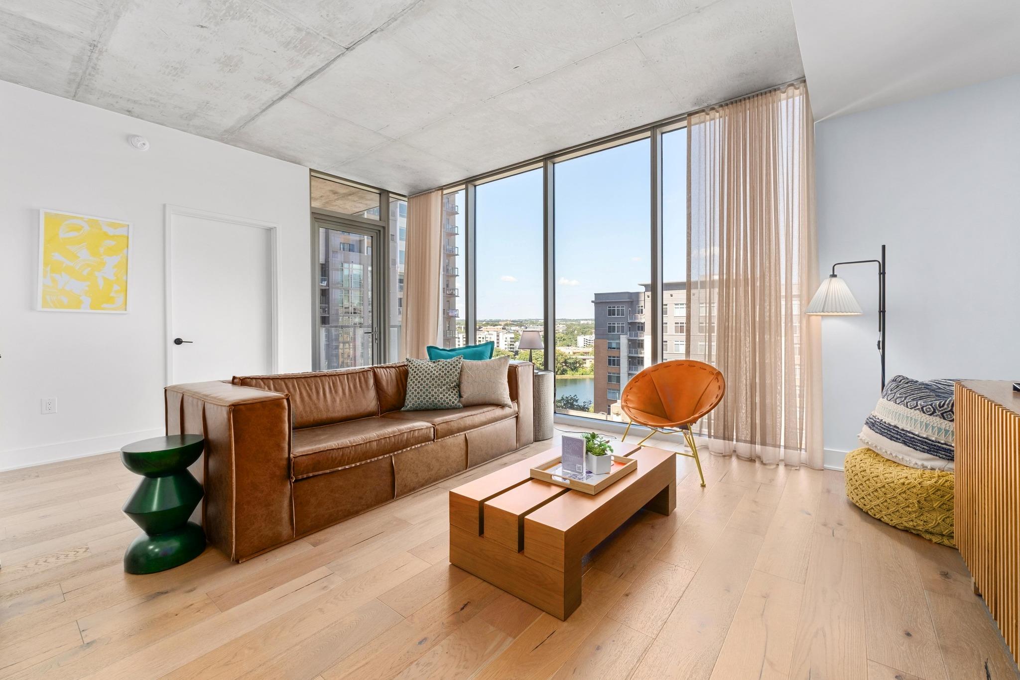 48 East Avenue Austin TX 78701