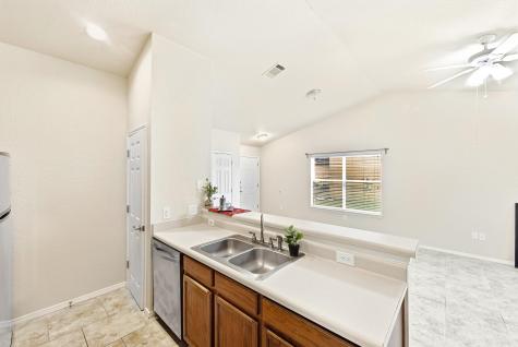 186 Prairie Springs Loop Georgetown TX 78626