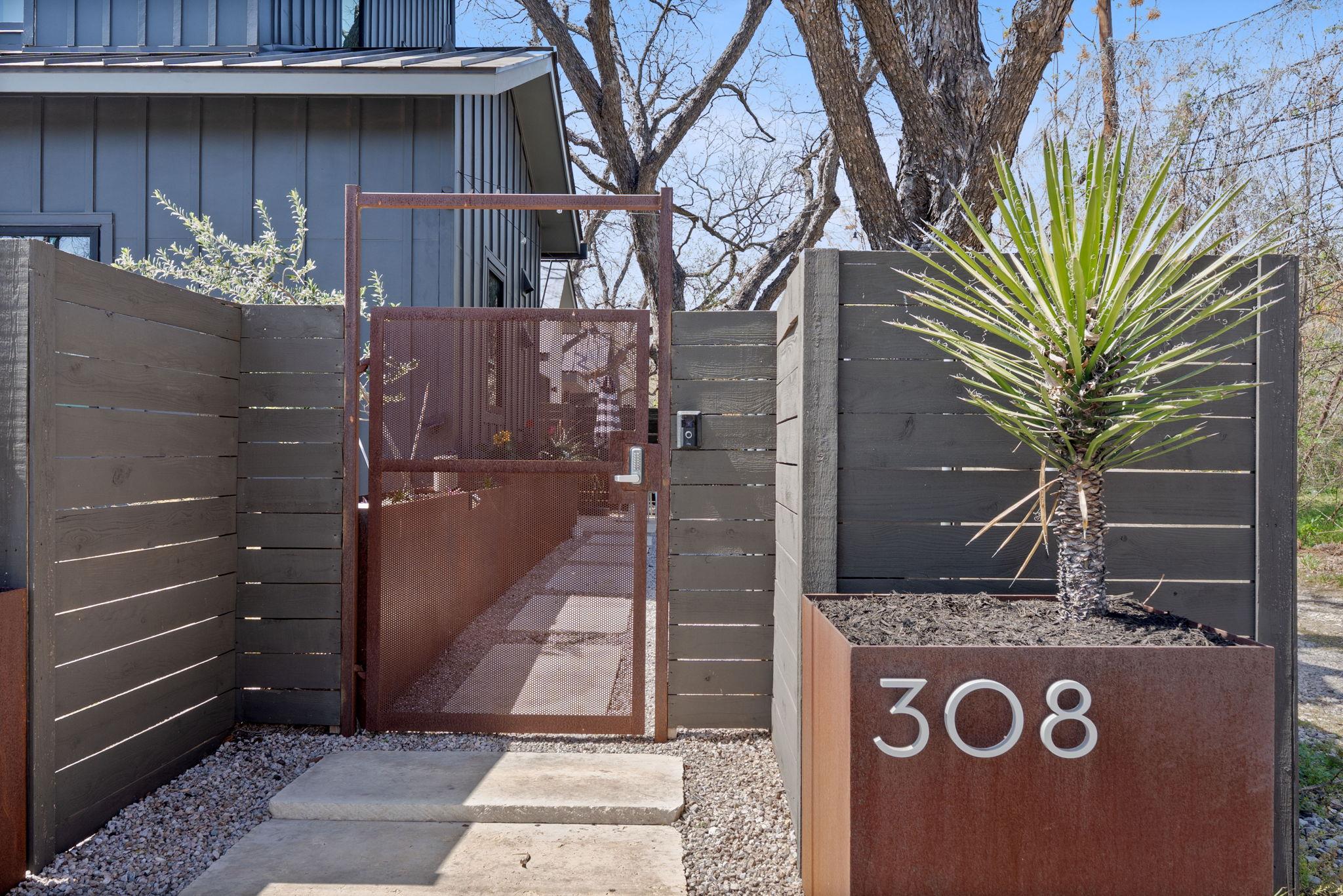 308 Onion Street Austin TX 78702