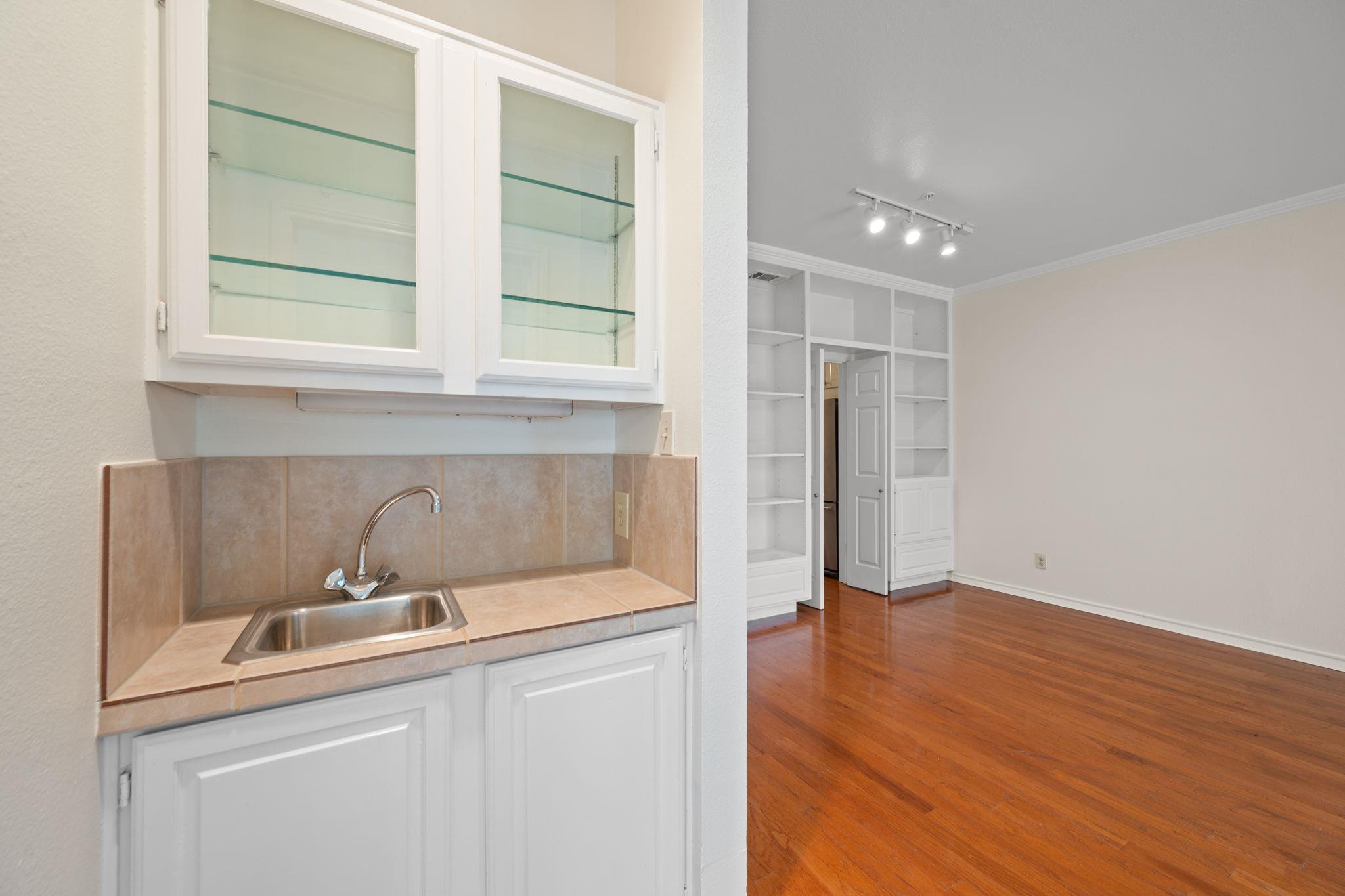 1741 Spyglass Drive Austin TX 78746
