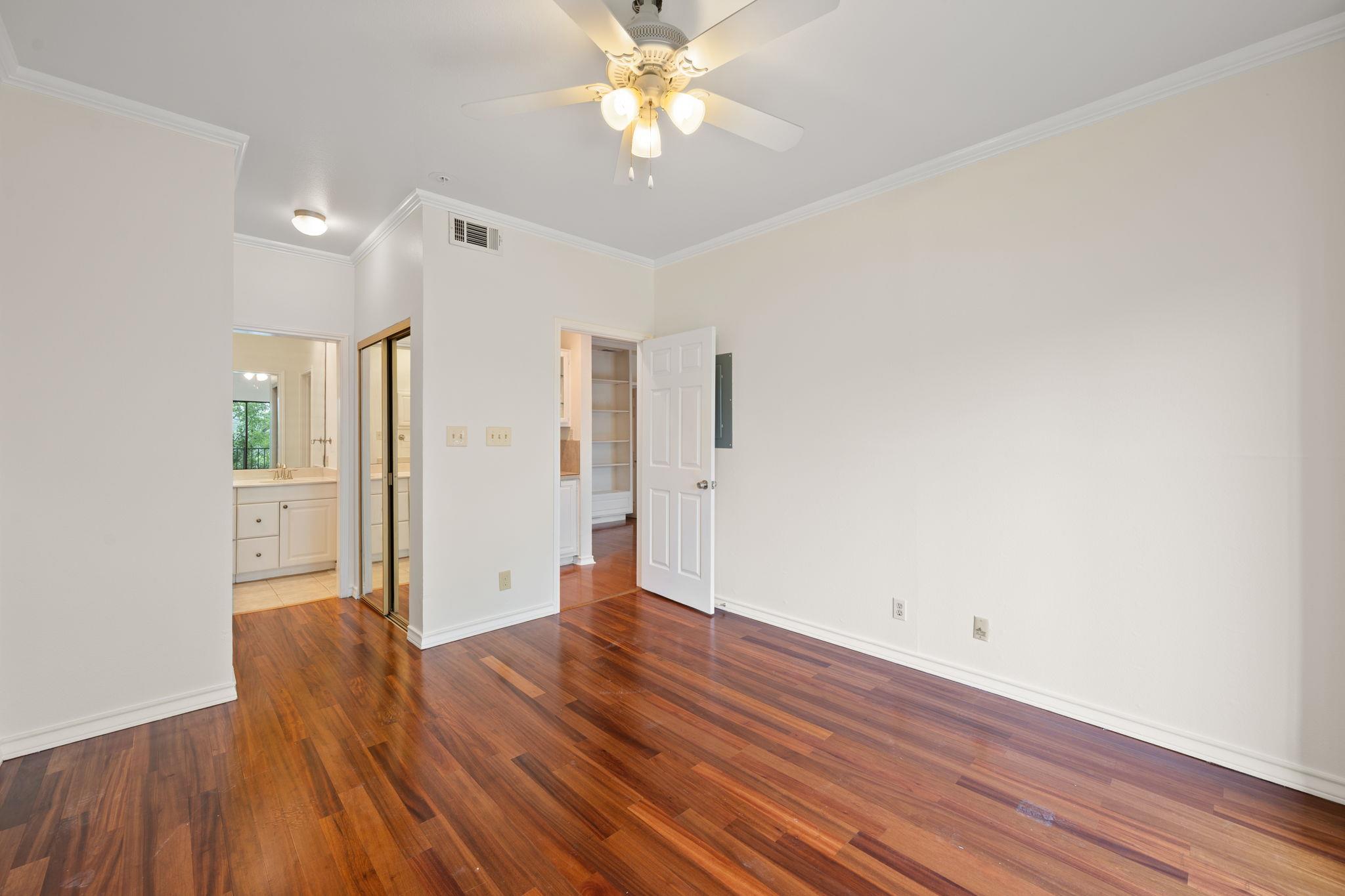 1741 Spyglass Drive Austin TX 78746