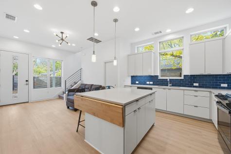 2811 Garwood Street Austin TX 78702