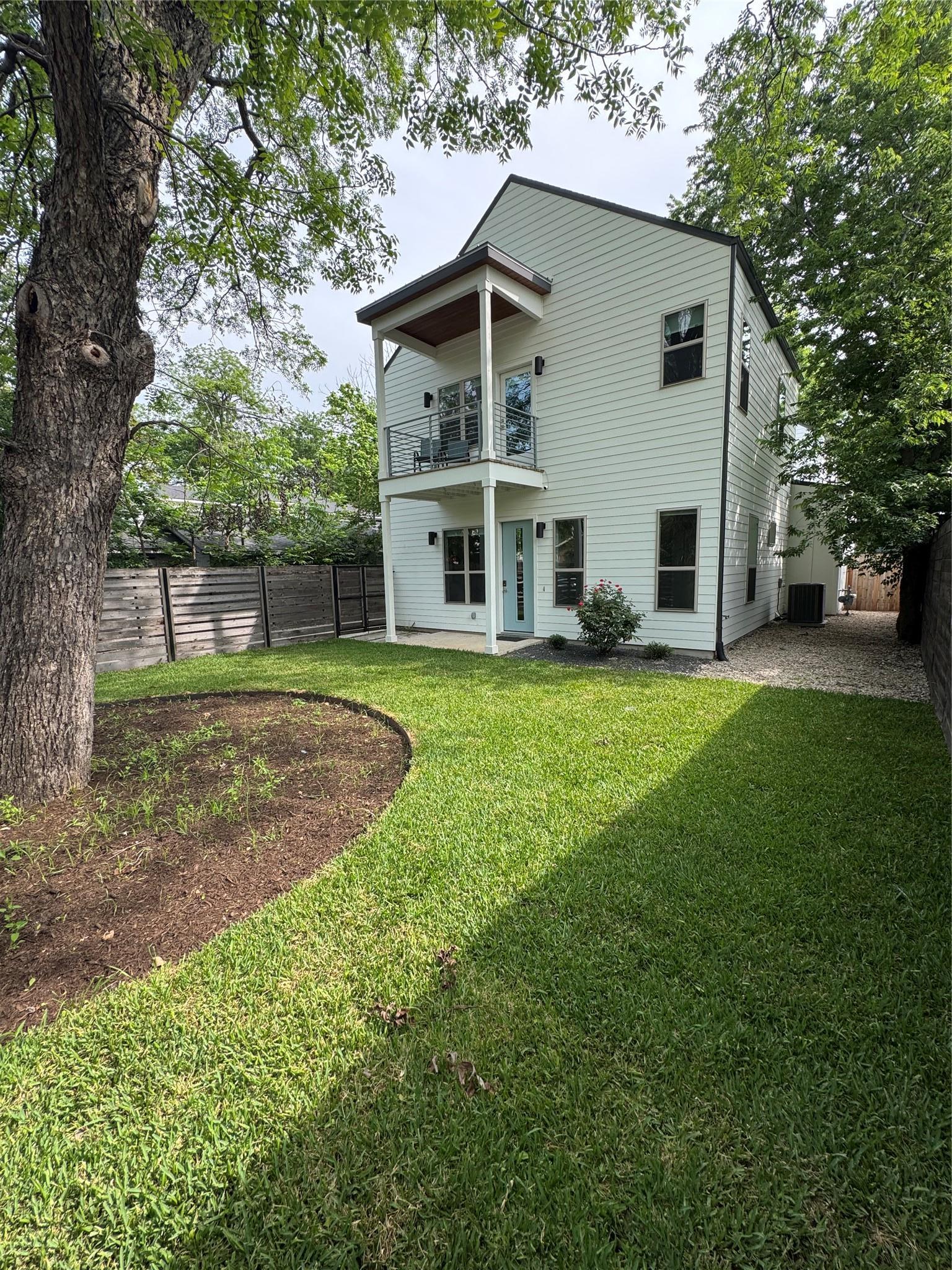 2811 Garwood Street Austin TX 78702