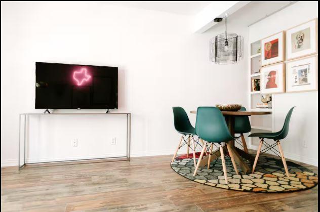 1510 6th Street W Austin TX 78703
