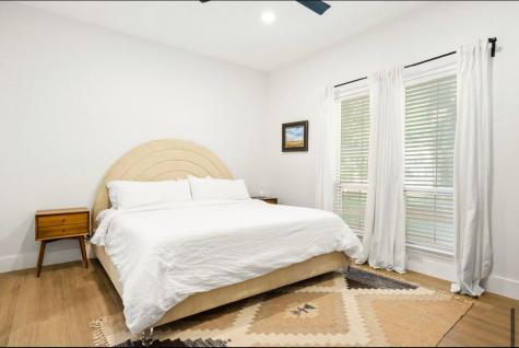 433 Towne Park Trail Austin TX 78751
