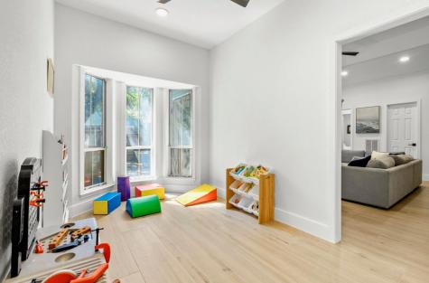 433 Towne Park Trail Austin TX 78751